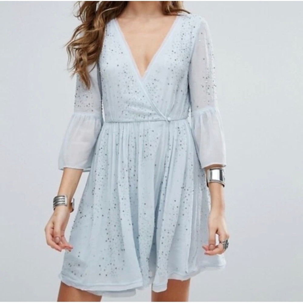 Free People Winter‎ Solstice Light Blue Embellished Beaded Sequin Mini Size 0